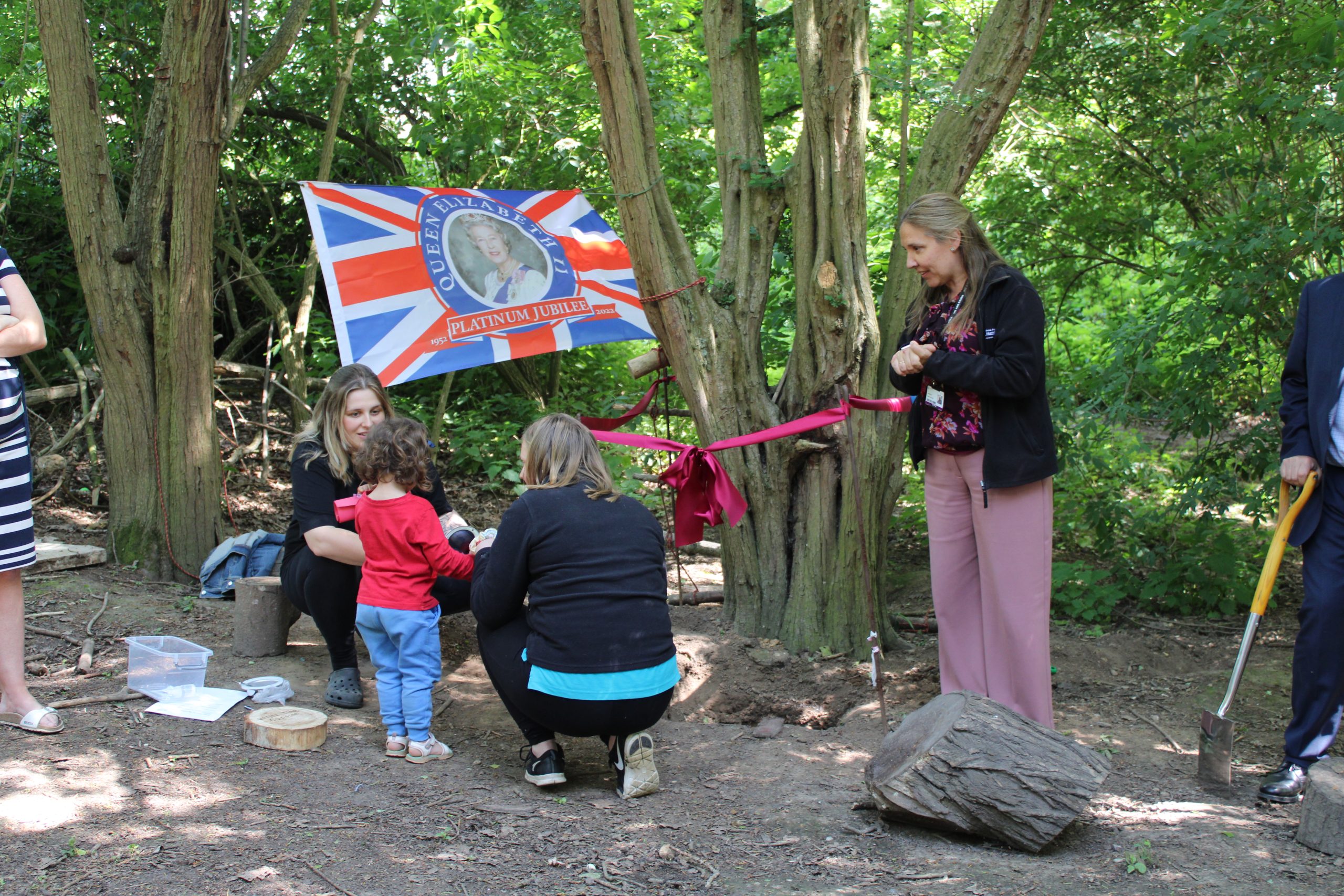 Children add items to the capsule